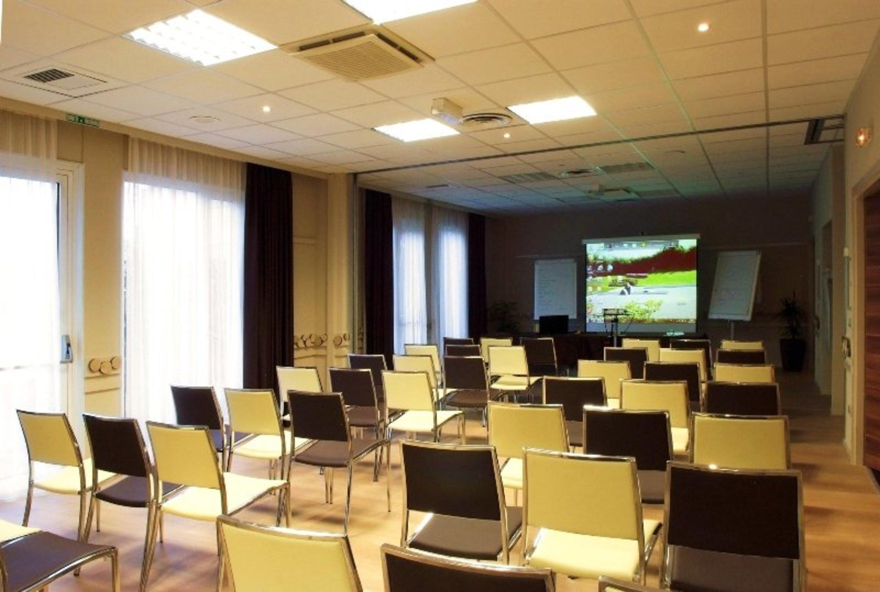 Hotel Kyriad Strasbourg Nord - Palais Des Congrès 3*