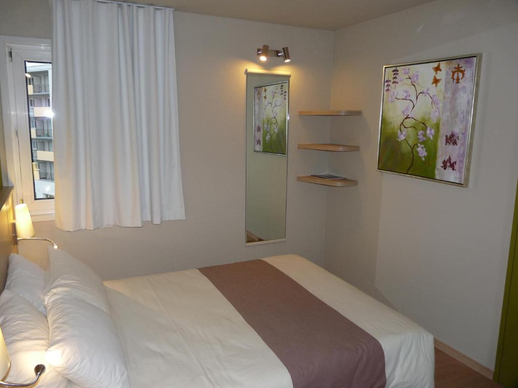 Kyriad Strasbourg Nord - Palais Des Congrès Hotel 3*